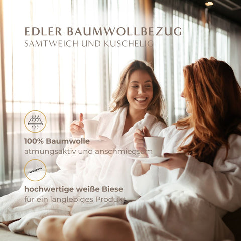 Excellence Topper Federfrei mit atmungsaktivem Baumwollbezug und hochwertiger weißer Biese für ein angenehmes und komfortables Schlafklima.