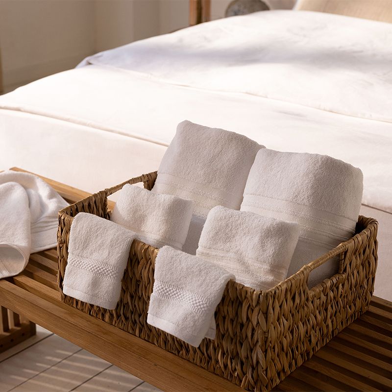 Hotel luxe 2025 towels